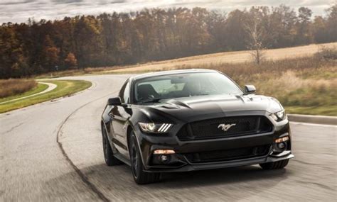 Pricing and which one to buy. 2017 Ford Mustang GT Review: Release Date, USA, Price, Info