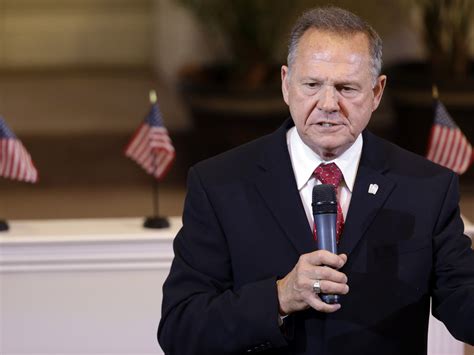 Alabama Chief Justice Orders Judges To Enforce Ban On Same Sex Marriage