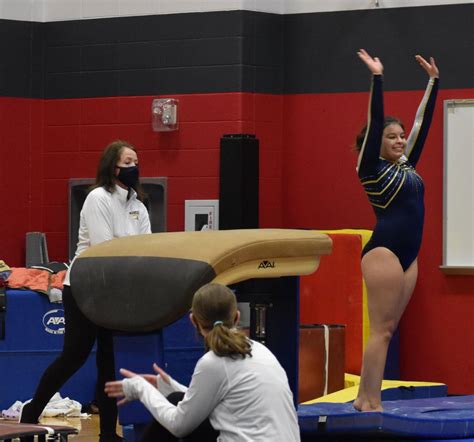 Photos North And South High Schools Compete In Gymnastics Meet
