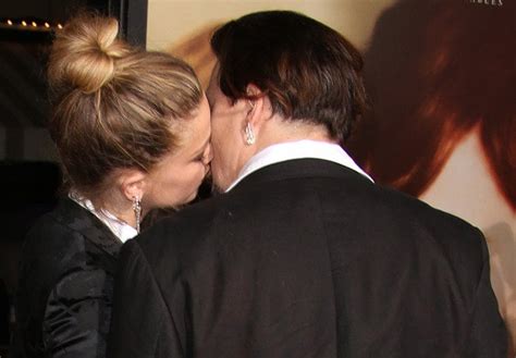 Amber Heard And Johnny Depp In Wrinkled Suits At The Danish Girl Premiere