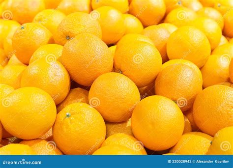 An Orange Pile Of Oranges Fruit Close Up Stock Photo Image Of Pile