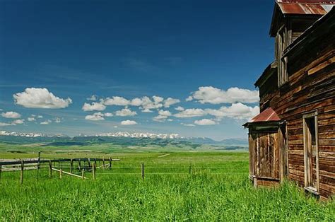 Abadoned Homestead By Roderick Bley Montana Homes Old Houses Landscape
