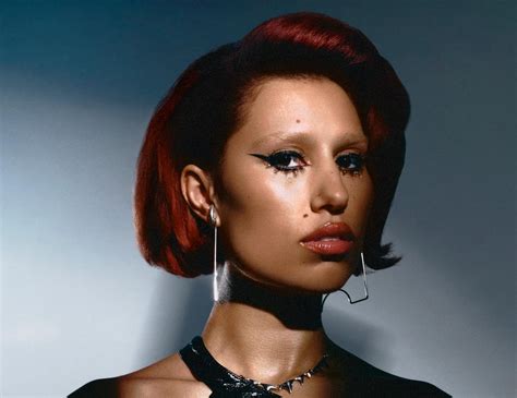 raye achieves first ever uk number one single with escapism the line of best fit