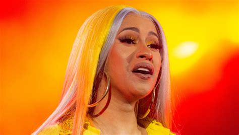 Cardi B Says Shes Worth More Than 40m In Recession Clapback Hiphopdx