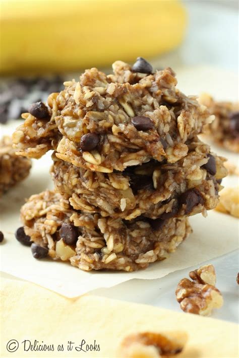 Fast easy oatmeal cookies for the dieter or diabetic in the family. No Added Sugar Banana Oat Cookies - Delicious as it Looks