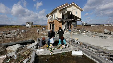 Latest earthquakes map and list. 250,000 Japanese still displaced 4 years after quake