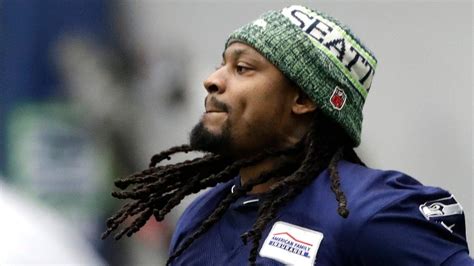 Footage Shows Marshawn Lynch Being Forcibly Removed From Car Before Arrest
