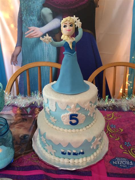 Home / celebrations and party cakes / queen mother cake. Queen Elsa Frozen Cake | Elsa cake frozen, Frozen cake ...