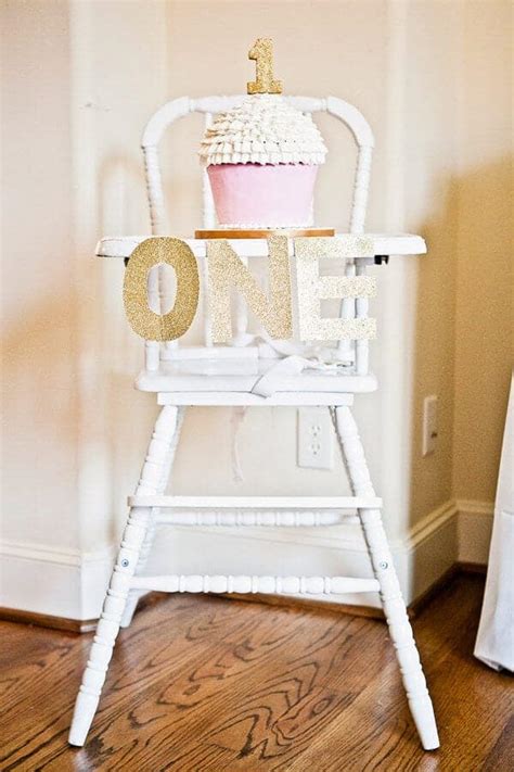 Check out our high chair decorations selection for the very best in unique or custom, handmade pieces from our banners & signs shops. 12 First Birthday High Chair Decoration Ideas