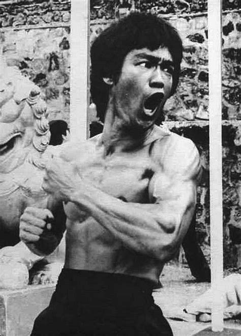Amazing Definition Of Arms And Upper Body On Bruce Lee In Enter The