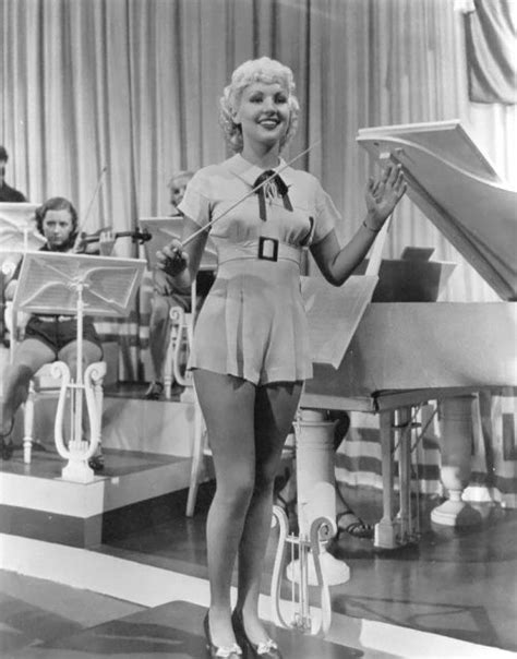 Betty Grable Classic Hollywood Hollywood Actresses Betty Grable