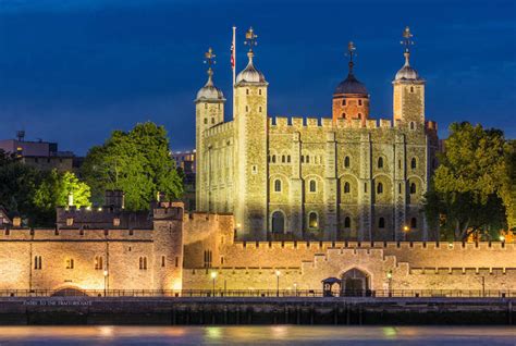 The Tower Of London Discover Britain