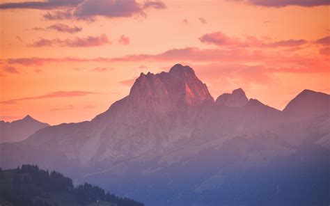 Download Wallpaper 3840x2400 Mountains Rocks Sunset Evening 4k Ultra