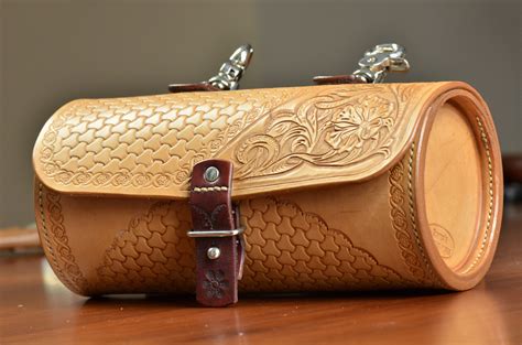 We have the best motorcycle tool bags for all your riding needs. Bike Tool Pouch | 자전거 가방, 가방, 가죽