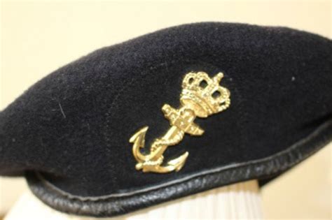 Het sollicitatieproces van het korps mariniers bevat met de fitheidstest en de kennismakingsdagen fysiek zware beproevingen. vlootpersoneel - LEGEREMBLEMEN.NL