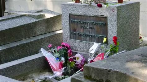 Jim Morrisons Grave In Paris Youtube