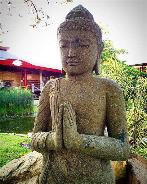 Buddha Yoga Meditation Peace Om Statue Sculpture Art Garden