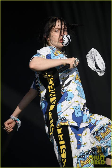 Billie Eilish Tells Fans To Be In The Moment At Glastonbury Festival