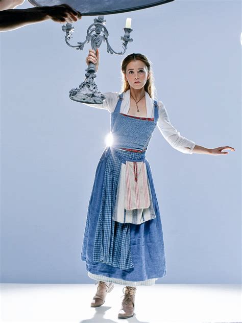 New pic of Emma Watson from 'Beauty and the beast' - Belle ...