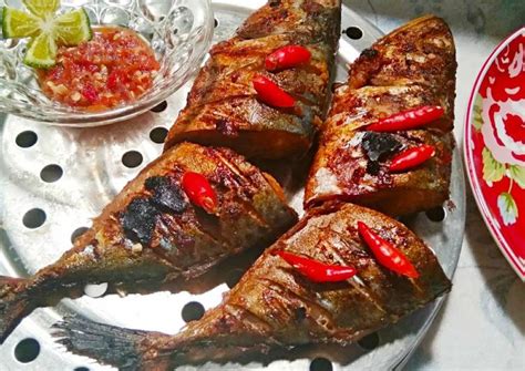 Resep ikan baby tuna bakar teflon. Tuna Bakar Teflon - Resep Unggulan Tuna Bakar Gampang Banget Resep Masakanku : • saus tomat ...