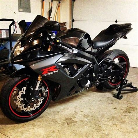 Arvioitavana ovat luotettavuus, ajomukavuus, käyttokulut, sisätilojen kätevyys ja kokonaisuus. GSXR600 CARBON FIBER #GIXXER @gsxrjc (instagram) | Suzuki ...