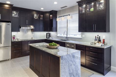 How to get maximum impact for minimum spend. Dark Kitchen Cabinets | Owings Brothers Contracting
