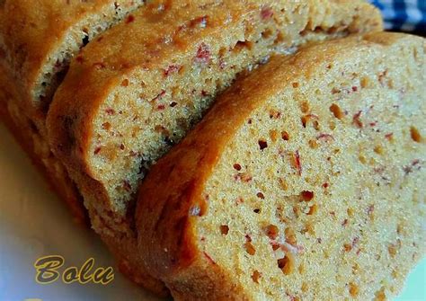 Masukkan pisang dan sejumput garam, aduk rata lagi. Resep Bolu Pisang Kukus (super menul" no mixer) oleh Anik wina - Cookpad