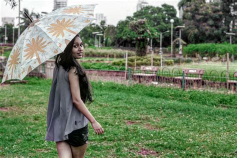 Look Trendy This Monsoon With These Fashion Essentials Breakingtales