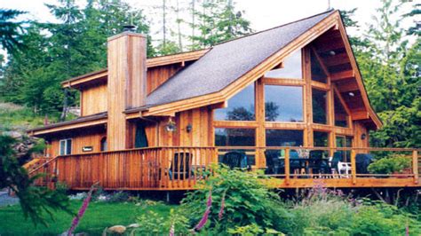 We just can't get any more direct than having vertical posts that hold up horizontal beams, all made of wood. Cedar Post and Beam Home Plans Cedar Porch Posts, house plans chalet - Treesranch.com