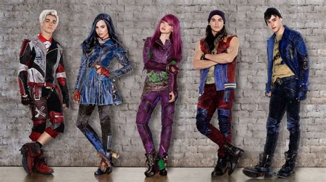Descendants 2 Movie Review And Ratings By Kids