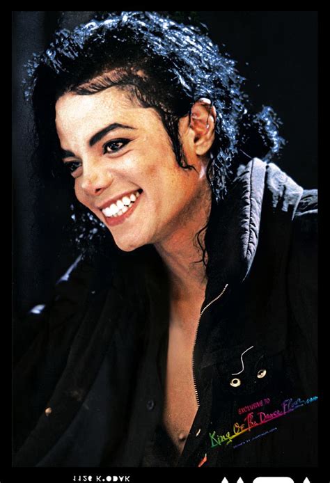 Michael Jackson Photo Mj Bow Michael Jackson Smile Michael