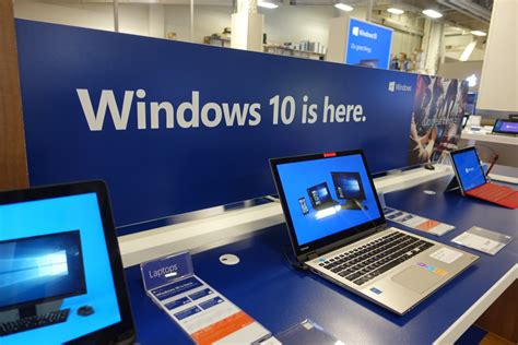 Windows 10 Launch In Retail Stores Some Pre Loaded Laptops Many Free