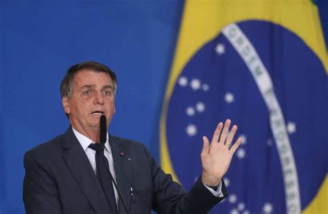 Bolsonaro Sanciona Lei Que Dificulta Puni O De Pol Ticos Por