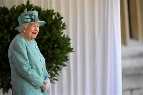 Her real birthday in april and her official birthday in june, known as the trooping the colour. Queen Elizabeth II Official Birthday Ceremony 2020 Best ...