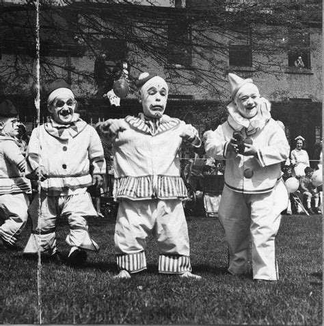 Vintage Midget Clowns Photo Vintage Clown Vintage Circus Scary Clowns