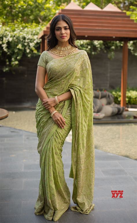 Actress Malavika Mohanan Stunning Hd Stills From Thalapathy 64 Movie