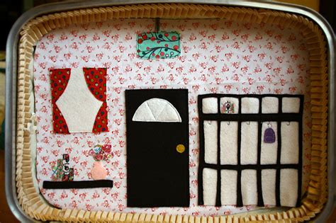 Little Mr Moo Suitcase Dollhouse