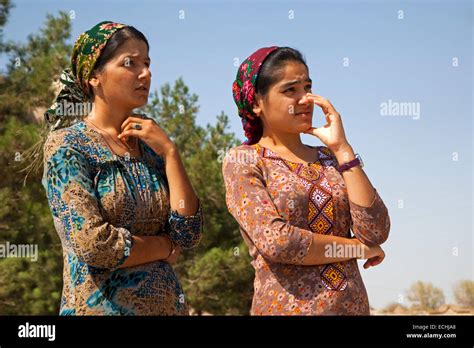 Turkmen Girls In Traditional Dress Hi Res Stock Photography And Images Alamy