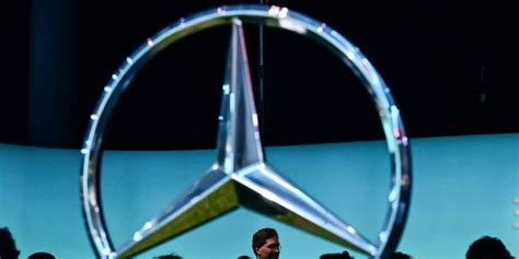 Daimler Truck plant Börsengang für den 10 Dezember