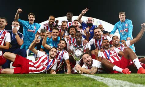 Ένα αρκετά ενδιαφέρον παιχνίδι αναμένεται να διεξαχθεί απόψε στο μακάρειο(19:00, super sport fm 104.0, cytavision sports 1). Κόκκινη κυριαρχία δυναμικό come back-Τελικός Κυπέλλου ΑΕΚ ...