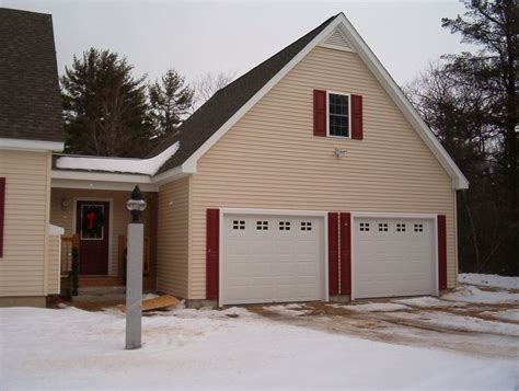 Every component in your garage project adds to the bottom line, and there is flexibility regarding how high end the project can be. garage with Breezeway | Building a garage, Room above ...