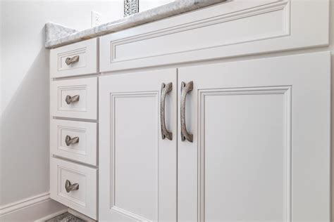 Bathroom cabinet is the best gadget to sign away a stylish design to the bagnio. Jimmy and Joy - Cabinet Depot
