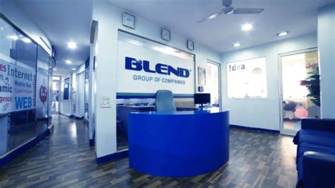 Blend Infotech offers job-guaranteed IT, semi-IT courses online