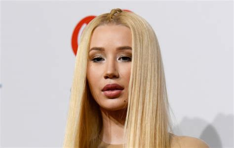 Iggy Azalea Defends Making Money From Onlyfans Photos