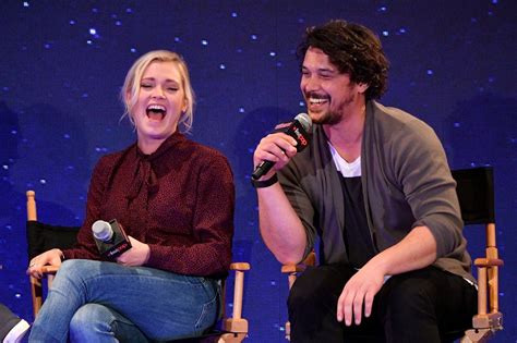 Pin By Lauren On Bobby Eliza Taylor Bob Morley The 100