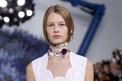 Too Young Model Sofia Mechetner 14 Spurs Age Debate In Fashion