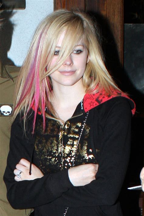 avril wearing abbey dawn clothes