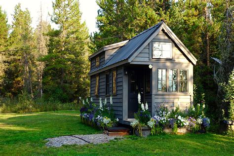 They are unrealistically beautiful and seem to be detached from imagination. Tiny Houses Perfect for Your Mother-in-Law, Grown Kids or Guests - TheStreet