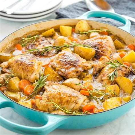Dinner recipes are the meat and potatoes (yep, i went there) of the site. Easy One Pot Roasted Chicken Dinner - The Busy Baker