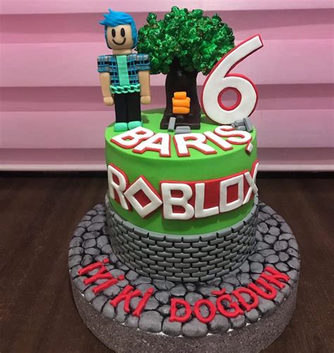 Roblox cake with sarrounas favorite own custom made virtual char roblox cake with sarrounas favorite. 27 Best Roblox Cake Ideas for Boys & Girls (These Are Pretty Cool)